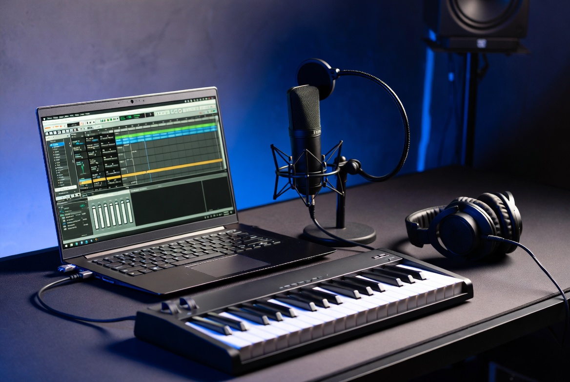 Beginner Home Studio
